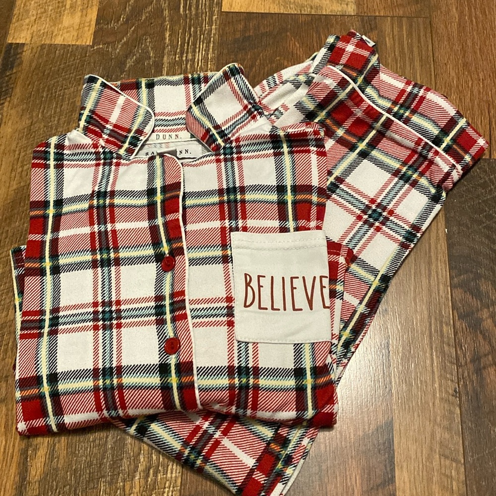Rae Dunn Plaid Soft Pajama Set Boys Girls Size 6